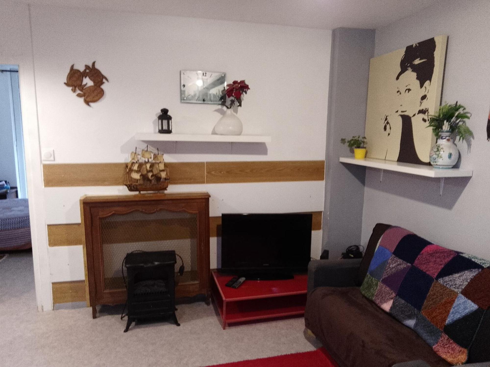Guesthouse Familial Pour 2,3,4 Personnes De 44M2- Accessible Handic -Rez De Chaussee-Vues Sur Rue Et Patio Prive - Sejour, Chambre Separee-Cuisine,Salle De Bain,Lit Double Et Canape-Lit 2Pers-Entree De La Rue Berzelius-5 Minutes Du Metro Brochant-Lig 巴黎 外观 照片